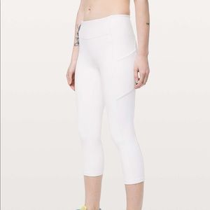 LULULEMON speed up crop 21” leggings